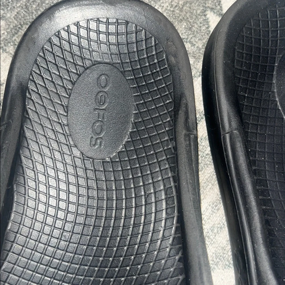 OOFOS unisex-adult black Ooahh recovery Slide Men’s size 11